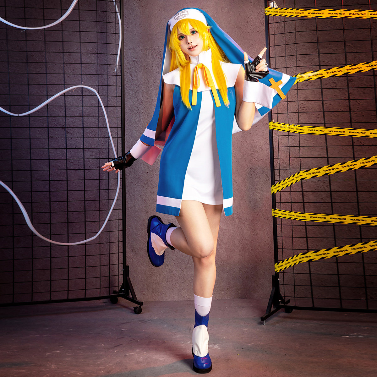 غليتي جير ‌   بريدجيت ‌ ‌ ‌ زي - مراجعة Anime Cosplay Nun وسعره
