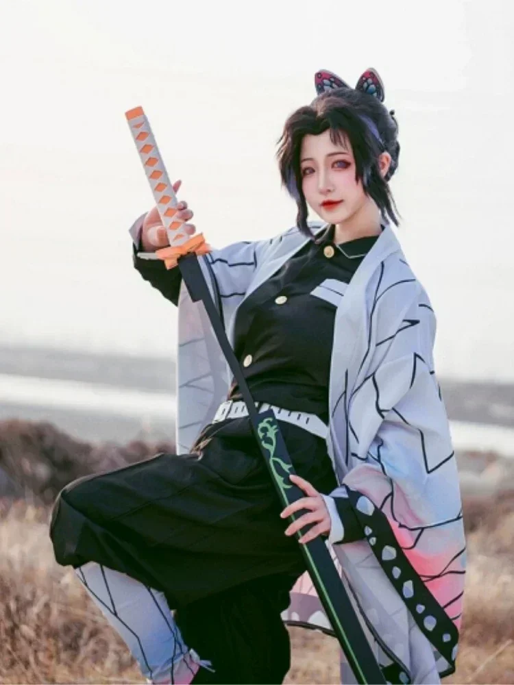 أزياء كوتشو شينوبو التأثيرية أ - مراجعة Demon Slayer Haori وسعره